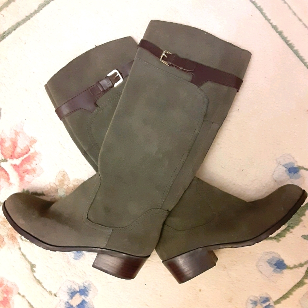 AUDERY BROOKE Moss Green Suede Boots! 6.Ships Free